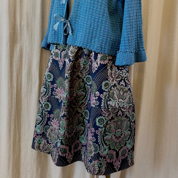 Taffeta Circle Skirt Tapestry Elegance Metallic Green and Blue Full Midi - Picture 2 of 5